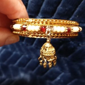India looking small bracelet